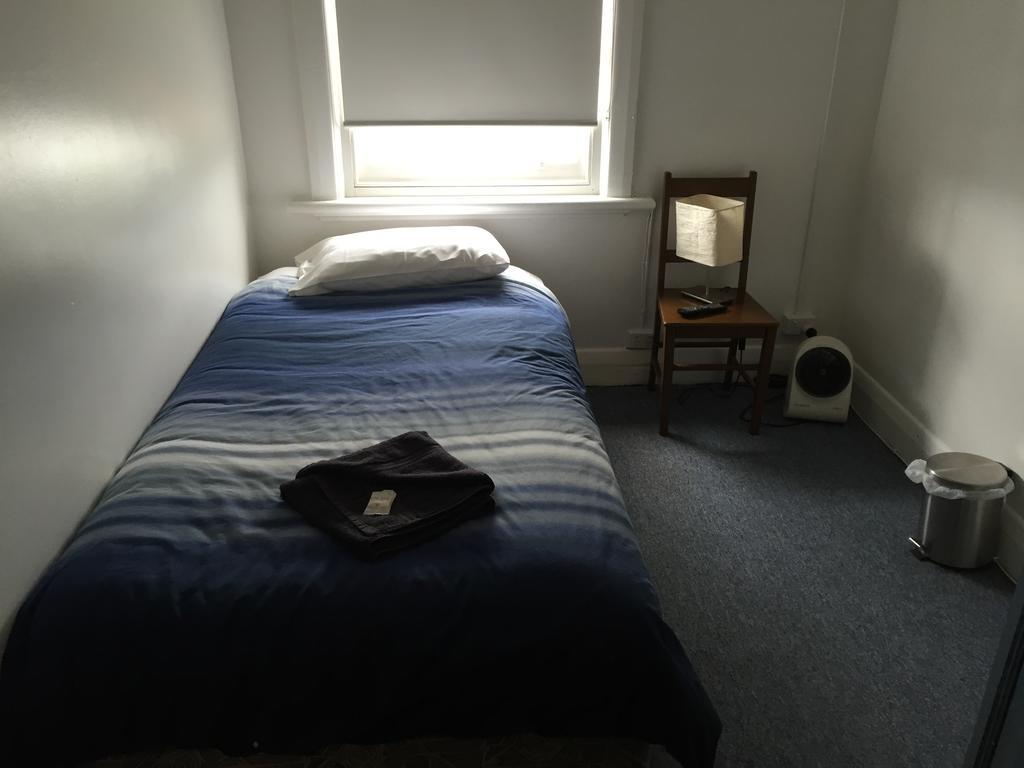Crown Inn Hotel Kingston Se ภายนอก รูปภาพ
