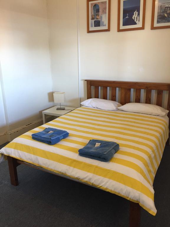 Crown Inn Hotel Kingston Se ภายนอก รูปภาพ